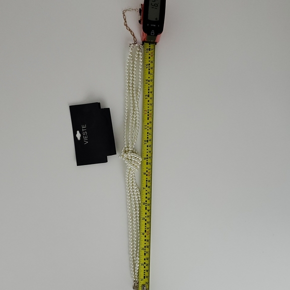 Vieste Faux Pearl Knot Necklace - Picture 8 of 17